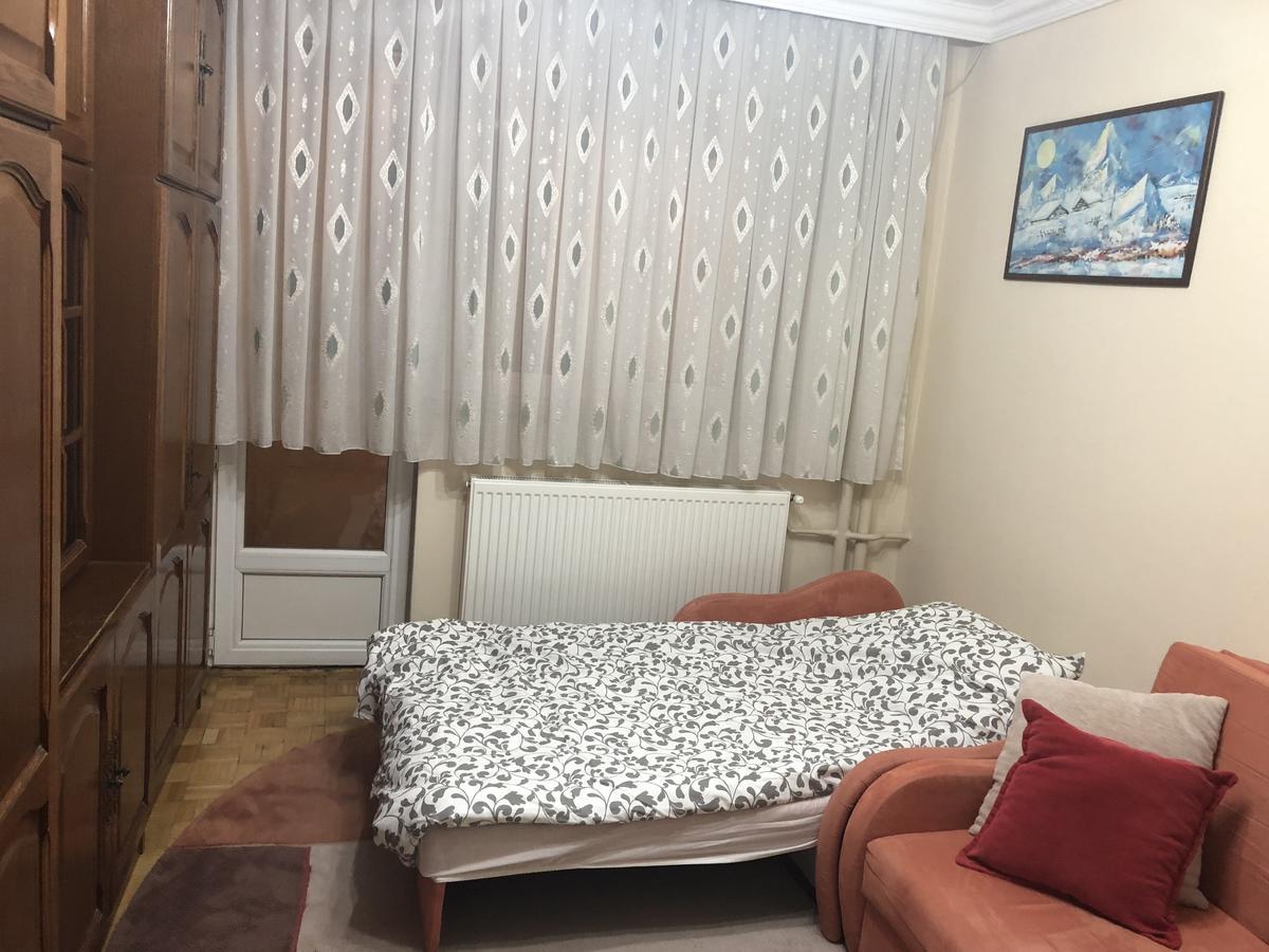 Ulpiana Apartment Pristina Kültér fotó